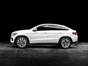 Y(M(jn)) YGLE(j) 2015 GLE Coupe 