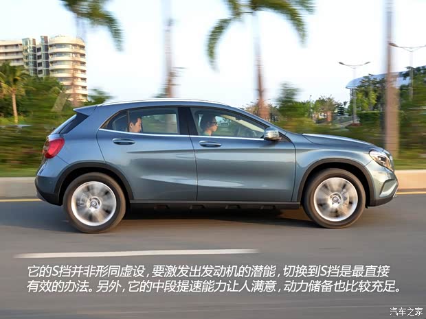 奔驰(进口) 奔驰GLA级(进口) 2015款 GLA 200 奔驰(进口) 奔驰GLA级(进口) 2015款 GLA 200