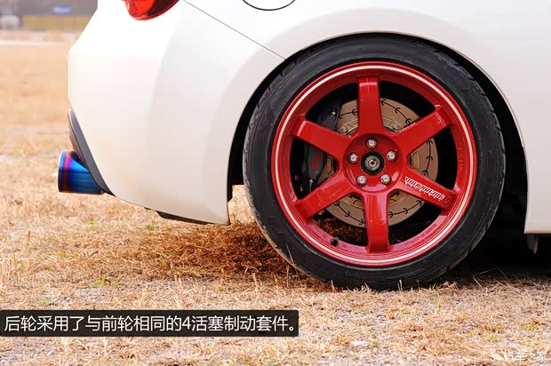 丰田丰田(进口)丰田862013款 2.0L 手动豪华型 丰田丰田(进口)丰田862013款 2.0L 手动豪华型