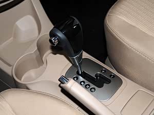 ʨ��2013�� 2.0L �Զ�������GL