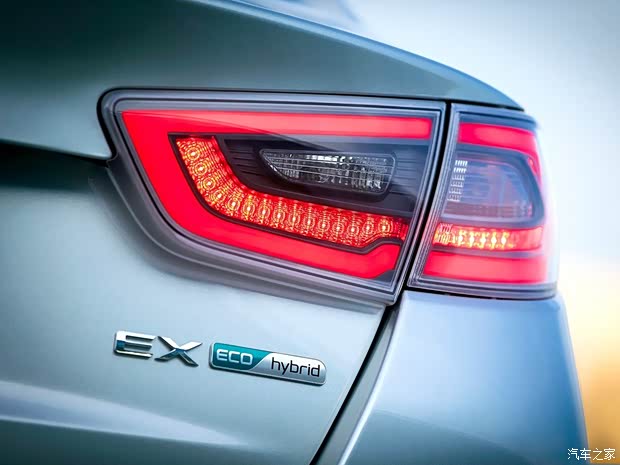 起亚起亚(进口)起亚K5(进口)2014款 Hybrid