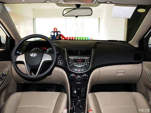 现代北京现代瑞纳2014款 三厢 1.4L 自动领先型GLX