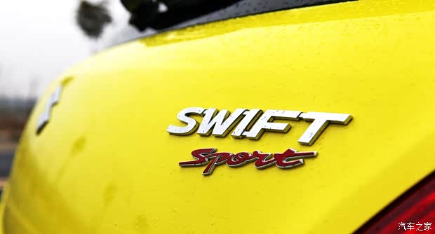 铃木铃木(进口)速翼特2014款 1.6L CVT两驱豪华版