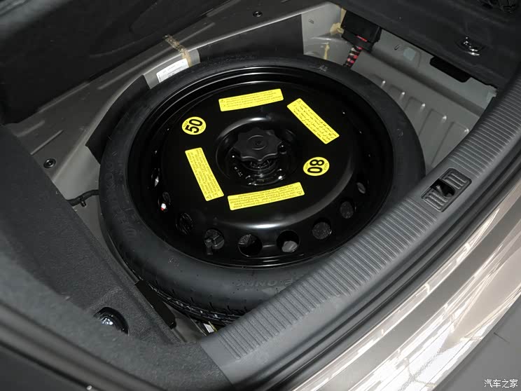 一汽-大众奥迪 奥迪A6L 2014款 TFSI 标准型