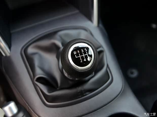 长安马自达 马自达CX-5 2013款 2.0L 手动两驱舒适型