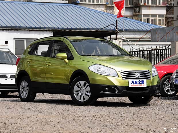 長安鈴木 鋒馭 2014款 1.6L CVT兩驅(qū)進(jìn)取型 長安鈴木 鋒馭 2014款 1.6L CVT兩驅(qū)進(jìn)取型