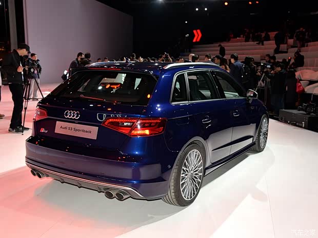 奧迪奧迪(進(jìn)口)奧迪S32014款 S3 2.0T Sportback 奧迪奧迪(進(jìn)口)奧迪S32014款 S3 2.0T Sportback