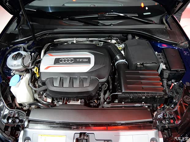 奧迪奧迪(進(jìn)口)奧迪S32014款 S3 2.0T Sportback 奧迪奧迪(進(jìn)口)奧迪S32014款 S3 2.0T Sportback