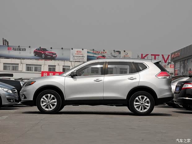 日产东风日产奇骏2014款 2.0L CVT时尚版 2WD