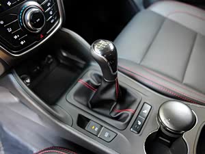 ����CS75 2014�� 2.0L �ֶ�������