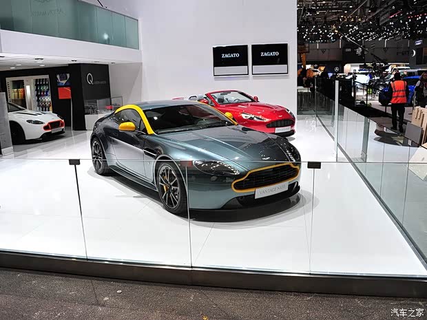 阿斯顿·马丁阿斯顿·马丁V8 Vantage2015款 4.7 N430 阿斯顿·马丁阿斯顿·马丁V8 Vantage2015款 4.7 N430
