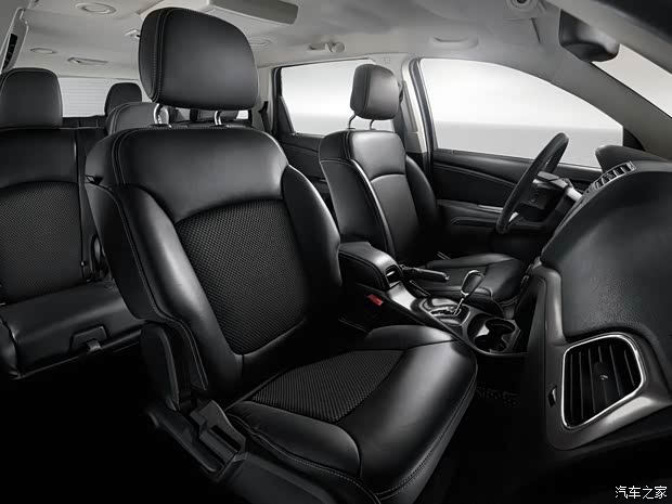 菲亞特菲亞特(進(jìn)口)菲躍2014款 Cross 菲亞特菲亞特(進(jìn)口)菲躍2014款 Cross