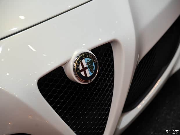 阿尔法罗密欧阿尔法罗密欧ALFA 4C2014款 Spider Concept 阿尔法罗密欧阿尔法罗密欧ALFA 4C2014款 Spider Concept