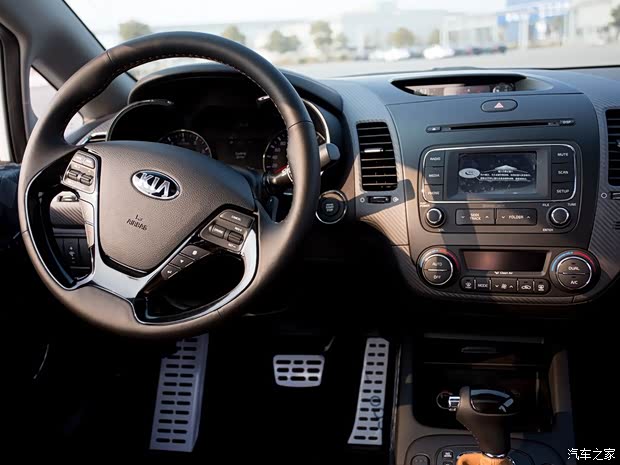 起亞東風(fēng)悅達(dá)起亞起亞K3S2014款 基本型