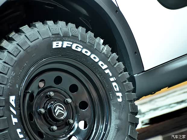 雪鐵龍雪鐵龍(進(jìn)口)Cactus2014款 AVENTURE 雪鐵龍雪鐵龍(進(jìn)口)Cactus2014款 AVENTURE