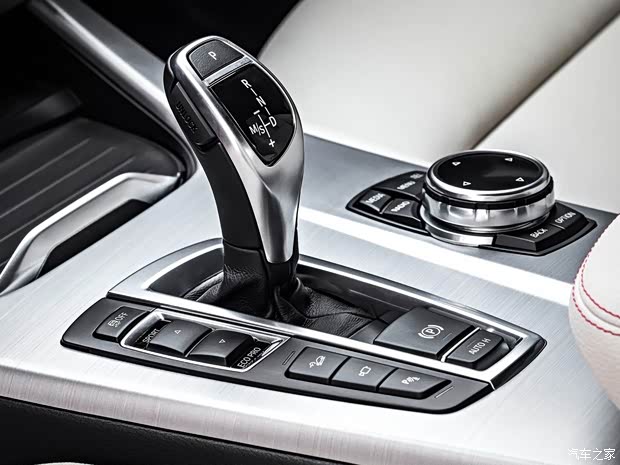 宝马宝马(进口)宝马X42015款 基本型