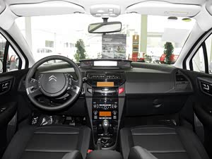 世嘉2013款 两厢 1.6L 手动乐享型