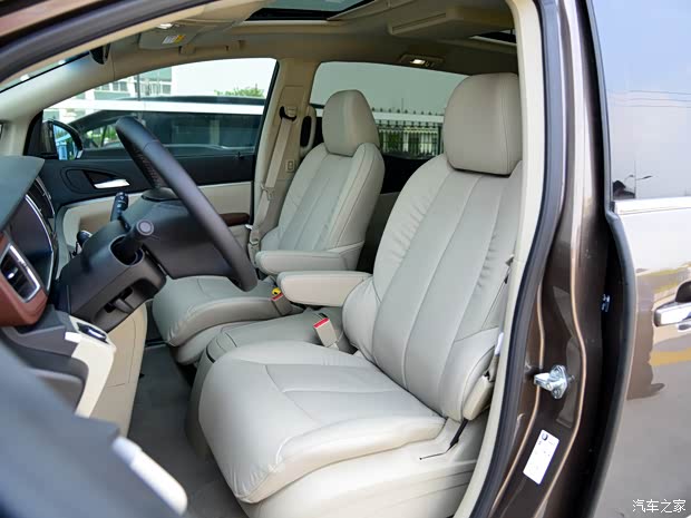 通用別克 別克GL8 2014款 3.0L XT豪華商務旗艦版 通用別克 別克GL8 2014款 3.0L XT豪華商務旗艦版