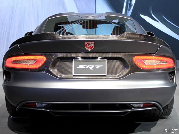 道奇SRT蝰蛇2014款 8.4L SRT GTS Anodized Carbon 道奇SRT蝰蛇2014款 8.4L SRT GTS Anodized Carbon