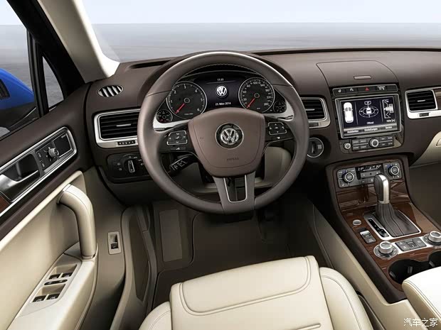 大众大众(进口)途锐2015款 基本型 大众大众(进口)途锐2015款 基本型