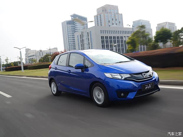 广汽本田 飞度 2014款 1.5L EXLI CVT领先型 广汽本田 飞度 2014款 1.5L EXLI CVT领先型