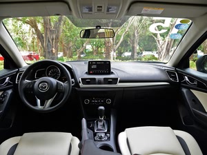 Դ3 Axela2014  2.0L Զ콢
