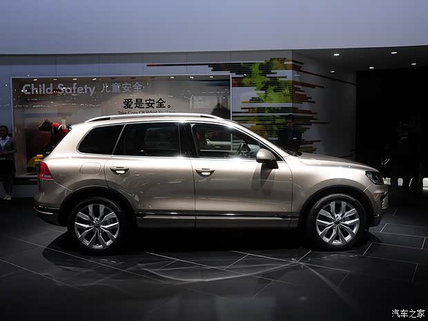 大众大众(进口)途锐2015款 V6 TDI