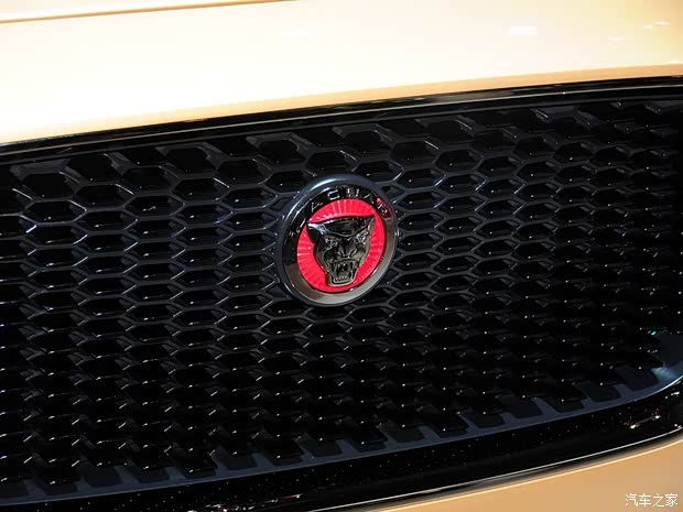 捷豹 捷豹F-PACE 2013款 C-X17 Concept