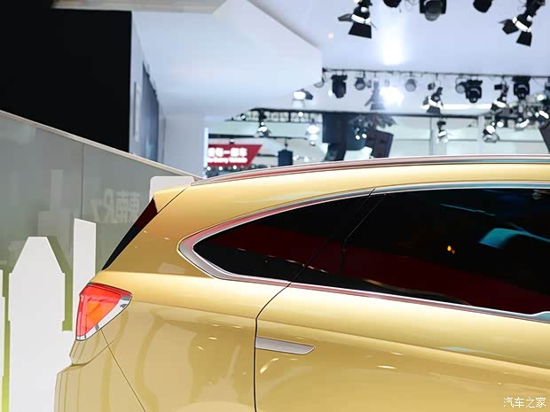 东南汽车 东南R7 2014款 基本型 东南汽车 东南R7 2014款 基本型