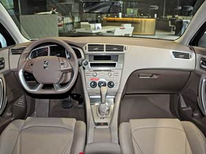 DS 5LS 2014 1.8L °VTi140