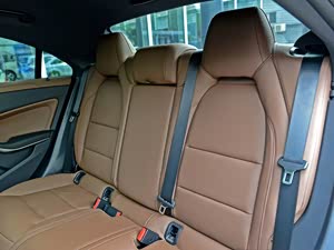 奔驰CLA级2014款 CLA260 4MATIC