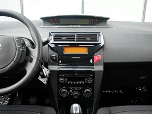 世嘉 2014款 VTS版 1.6L 手动品尚型