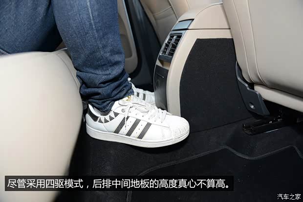 斯柯达上海大众斯柯达野帝2014款 1.8TSI DSG野驱版 斯柯达上海大众斯柯达野帝2014款 1.8TSI DSG野驱版