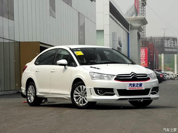 世嘉 2014款 VTS版 1.6L 手动品尚型