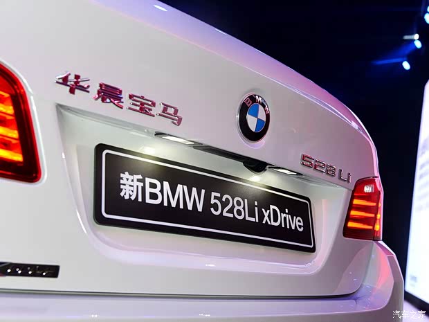 華晨寶馬 寶馬5系 2014款 528Li xDrive豪華設(shè)計(jì)套裝