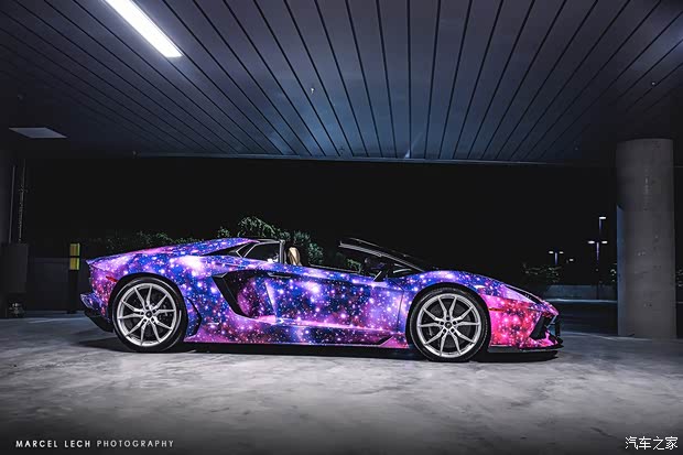 蘭博基尼 Aventador 2013款 LP 700-4 Roadster