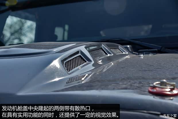 Jeep 牧马人 2013款 3.6L 四门版 Sahara Jeep 牧马人 2013款 3.6L 四门版 Sahara