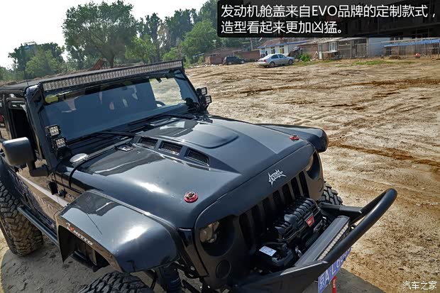 Jeep 牧马人 2013款 3.6L 四门版 Sahara Jeep 牧马人 2013款 3.6L 四门版 Sahara