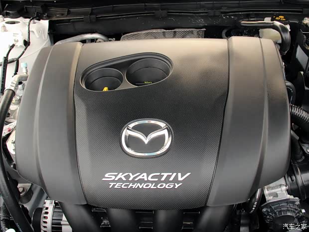 一汽马自达 阿特兹 2014款 2.5L 蓝天尊崇版