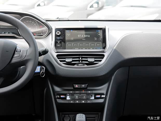 东风标致 标致2008 2014款 1.6L 手动时尚版