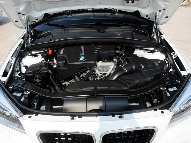 華晨寶馬 寶馬X1 2014款 sDrive20i 運動設(shè)計套裝