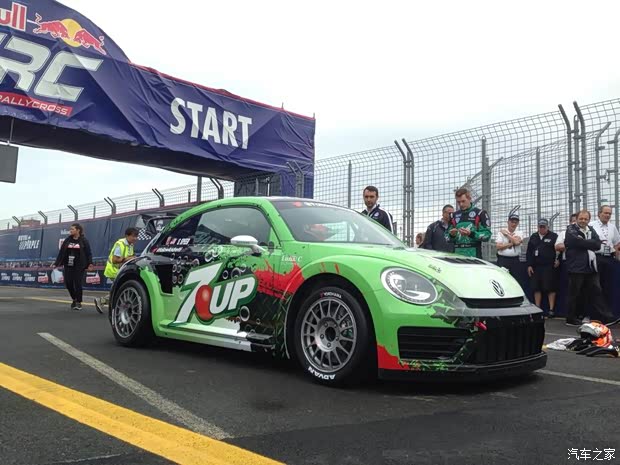 大众(进口) 甲壳虫 2014款 2.0TSI 性能版 大众(进口) 甲壳虫 2014款 2.0TSI 性能版