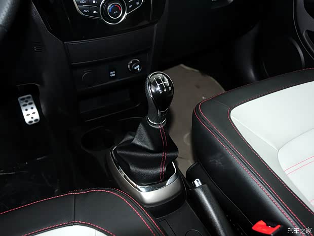 長(zhǎng)城汽車(chē) 長(zhǎng)城M4 2014款 1.5L 兩驅(qū)豪華型