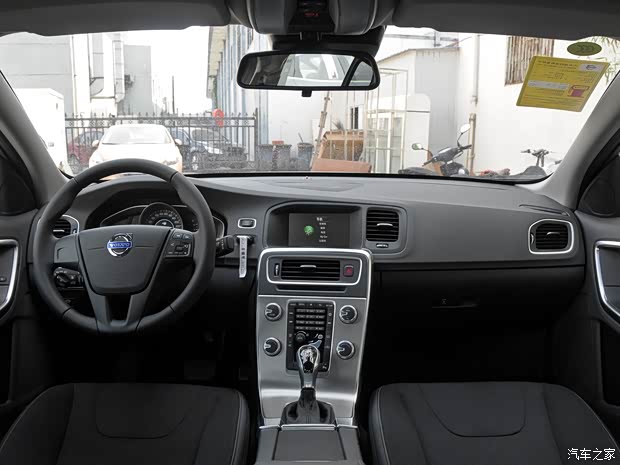 沃尔沃亚太 沃尔沃S60L 2015款 2.0T 智行版 沃尔沃亚太 沃尔沃S60L 2015款 2.0T 智行版