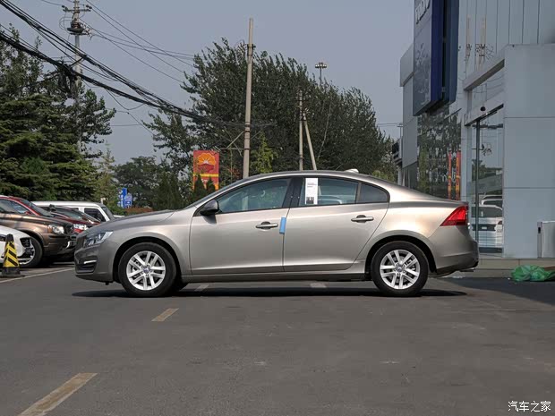 沃尔沃亚太 沃尔沃S60L 2015款 2.0T 智行版 沃尔沃亚太 沃尔沃S60L 2015款 2.0T 智行版