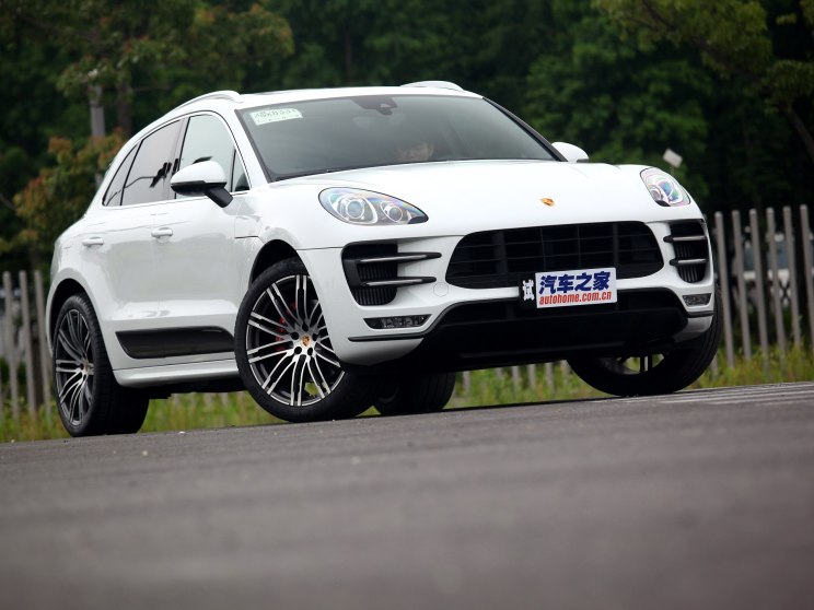 测试保时捷macan turbo