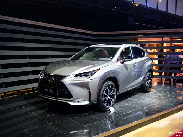 雷克萨斯 雷克萨斯NX 2014款 200t F SPORT 雷克萨斯 雷克萨斯NX 2014款 200t F SPORT