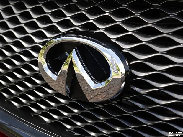 英菲尼迪(進(jìn)口) 英菲尼迪Q50 2014款 Eau Rouge concept