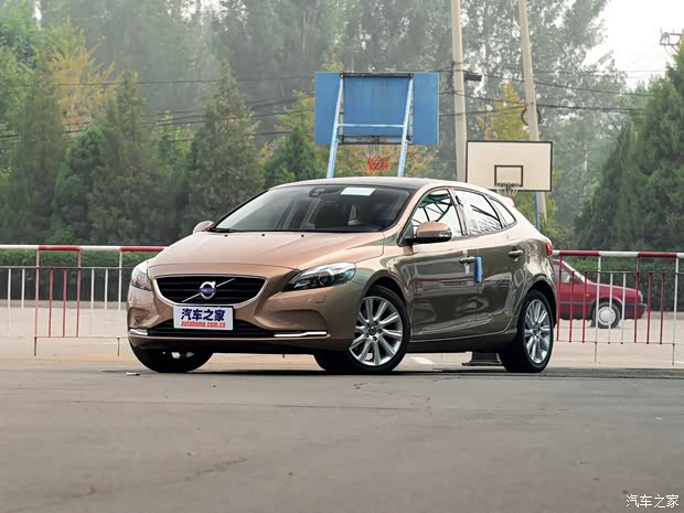 沃爾沃(進(jìn)口) 沃爾沃V40 2015款 1.6T 智逸版