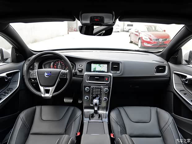 沃尔沃(进口) 沃尔沃S60 2015款 2.0T T5 个性运动版